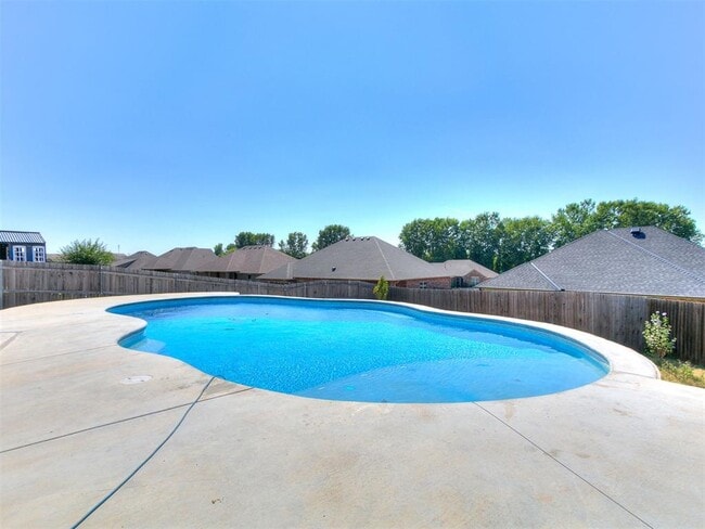 Building Photo - 1745 Cowboy Ln