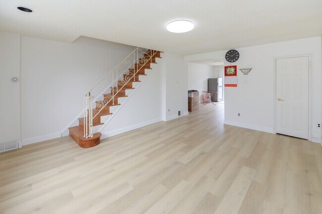 Building Photo - 2019 S Etting St