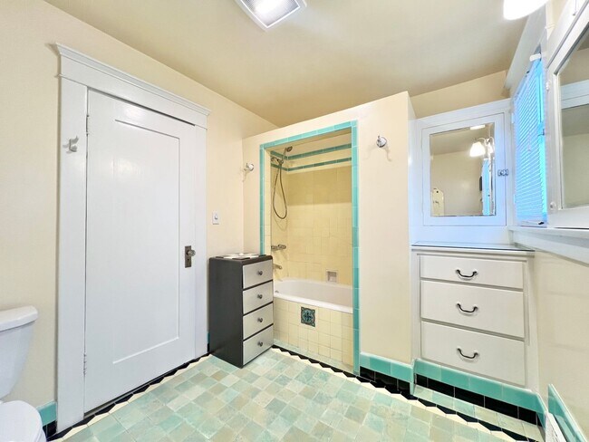 Building Photo - Timeless Two-Story Charm in the Heart of Bluff Park