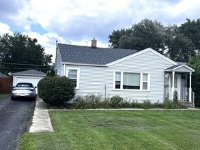 Building Photo - 6620 174th St