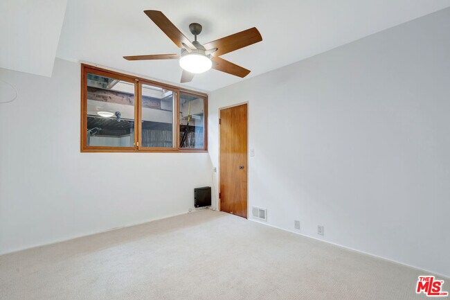 Building Photo - 26636 Latigo Shore Dr