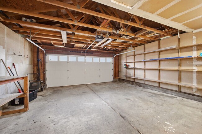 Building Photo - 17563 SW Granada Dr