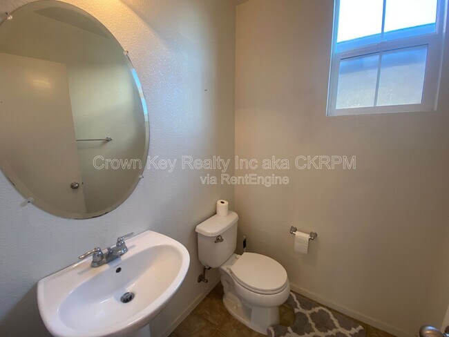 Building Photo - 297 Emory Oak Pl