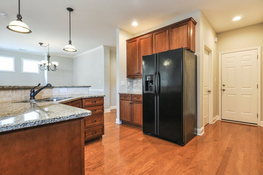 Building Photo - 278 Denby Cir