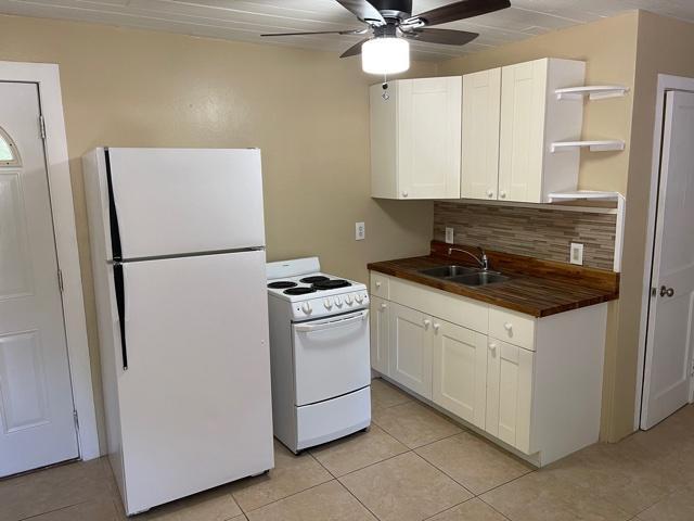 Building Photo - 3890 51st Ave N