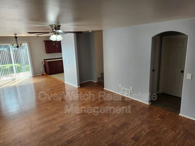 Building Photo - 6922 Gold Kings Ave