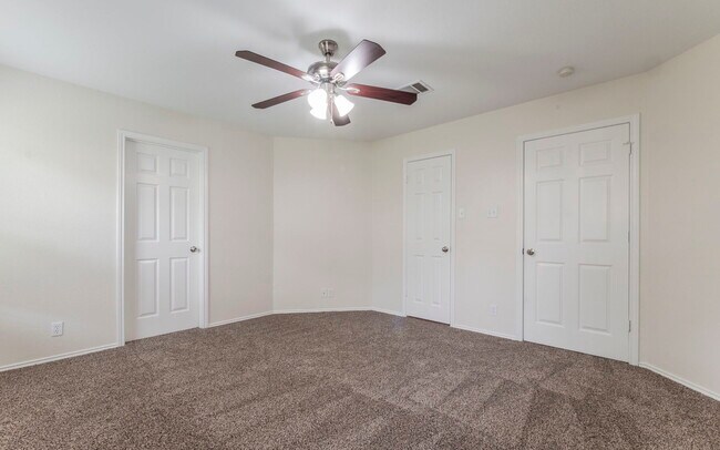 Building Photo - 14912 Big Falls Dr