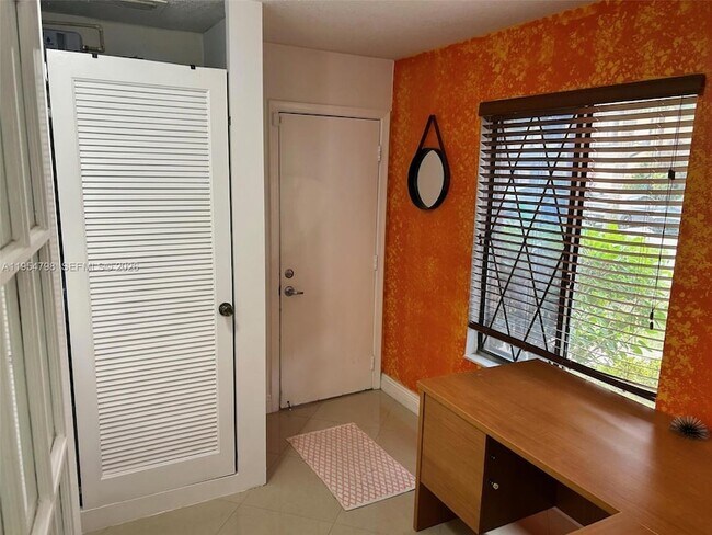 Building Photo - 9225 NW 49th Pl