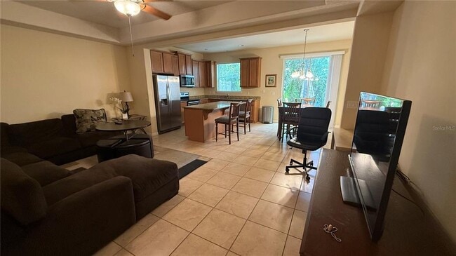 Building Photo - 9339 Cherry Palm Ln