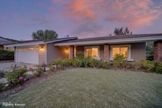 Building Photo - 1502 Briarglen Ave