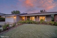 Building Photo - 1502 Briarglen Ave