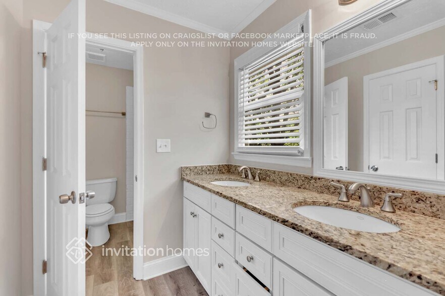 Building Photo - 4877 Hawk Trail