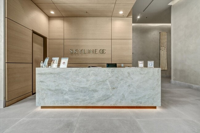 Building Photo - Luxury Elevated Living 1 Bed 1.5 Bath Condo at Skyline OC