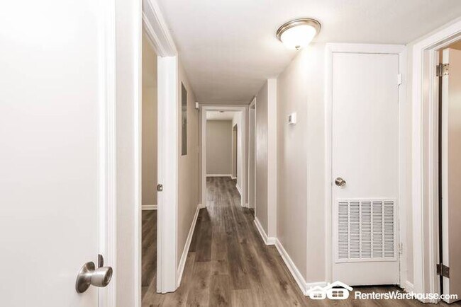 Building Photo - Gem of a home in Arlington