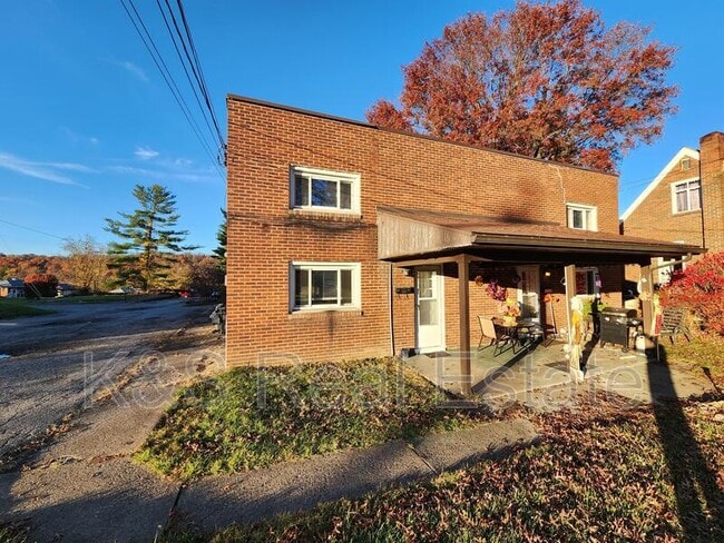 Primary Photo - 1114 Schweitzer Road - 2