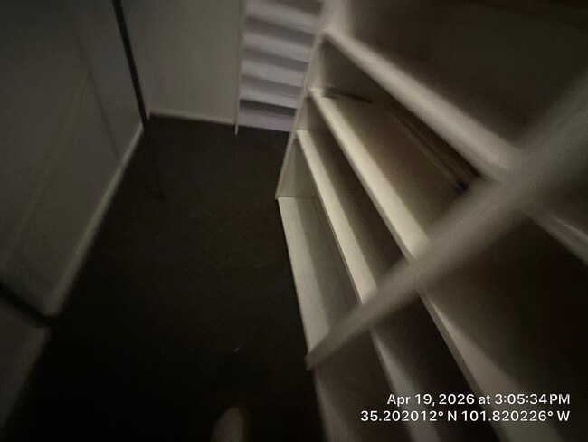 Building Photo - 901 S Roberts St