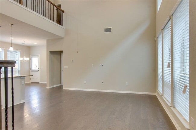 Building Photo - 3240 E Whitestone Blvd
