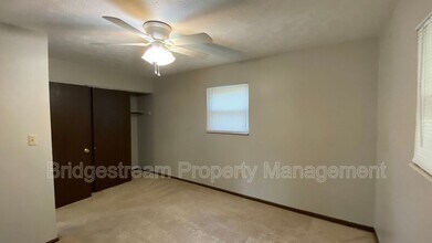 Building Photo - 52 Candlewood Ct
