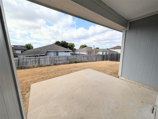 Building Photo - 15107 Nuttall Dr