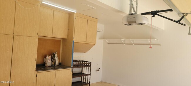 Building Photo - 34811 N 30th Dr