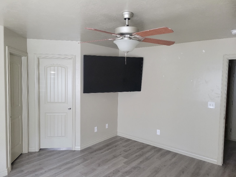 Building Photo - 8200 6900 W