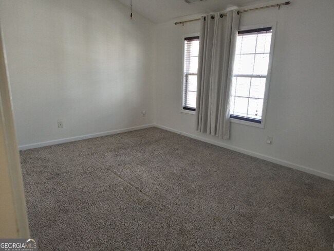 Building Photo - 1837 Appaloosa Mill Ct NE