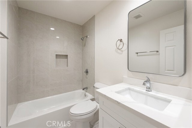 Building Photo - 45 Cedarlake