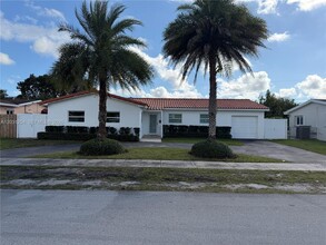 Building Photo - 9020 SW 56th Terrace