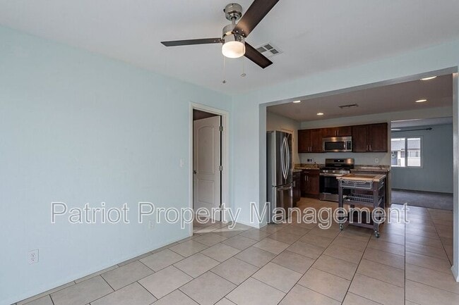 Building Photo - 7531 E McKinley St