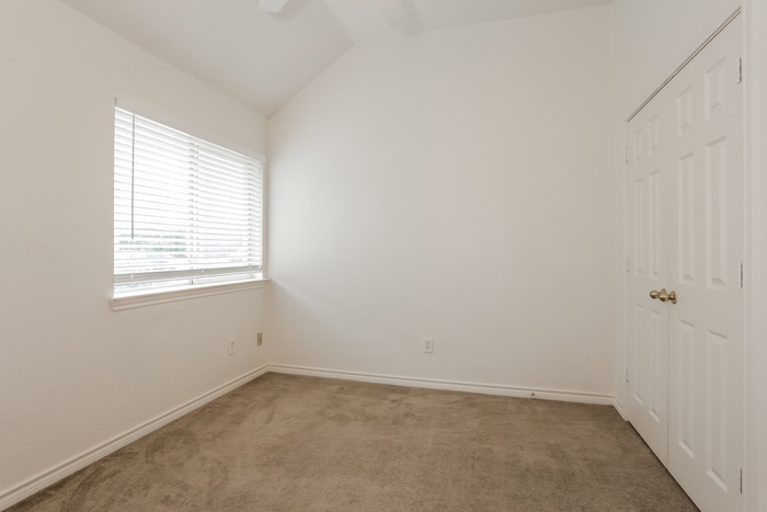 Building Photo - 4050 Cottage Park Ct