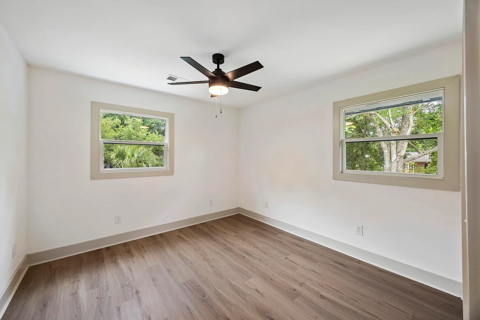 Building Photo - 1411 Westway Dr