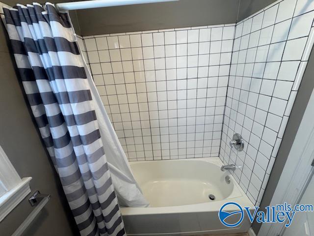 Building Photo - 2700 9th Ave SW