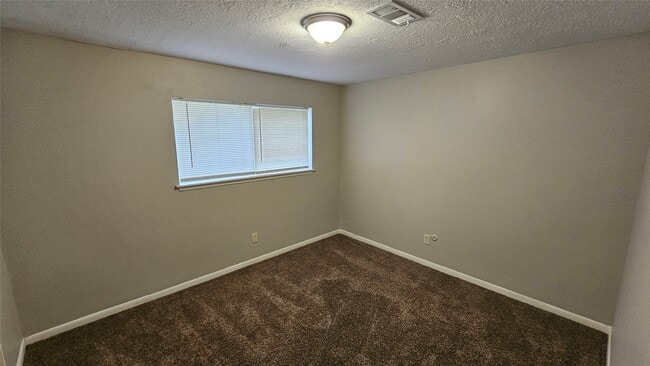Building Photo - 1404 Cactus St