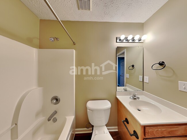 Building Photo - 8427 Nightshade Dr