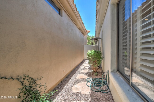 Building Photo - 7910 E Cholla St