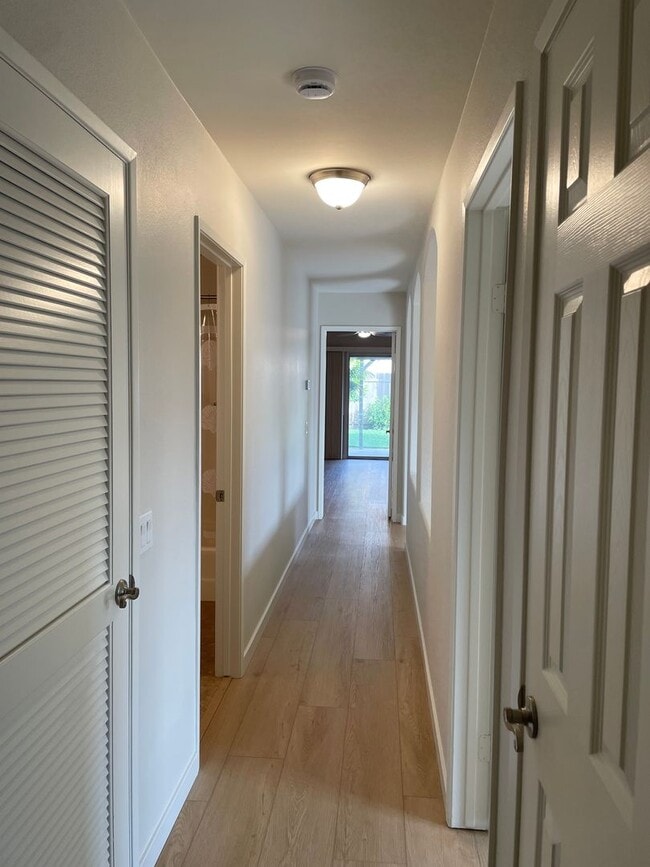 Building Photo - 2 Bedroom Ranch Style Home in RANCHO SAN DIEGO