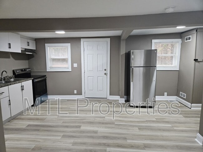 Building Photo - 6521 Rumple Rd