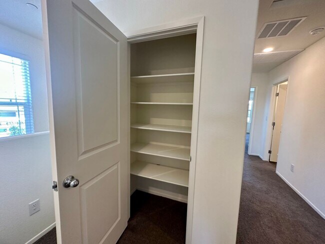 Building Photo - Cadence Modern 2-Story Townhome with Smart Features & Community Amenities