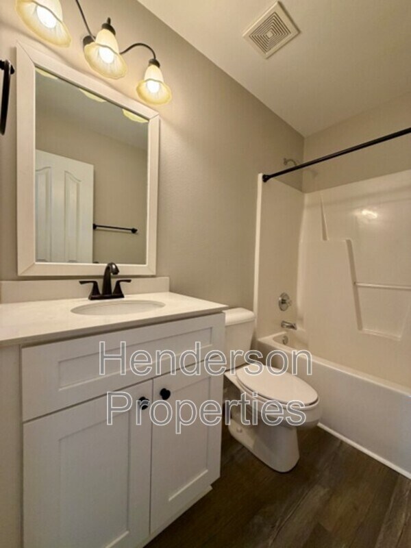 Building Photo - 7802 Rolling Meadows Ln
