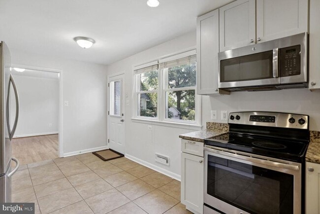 Building Photo - 3420 N Glebe Rd