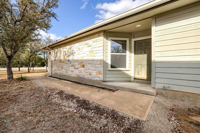 Building Photo - 21501 Boggy Ford Rd