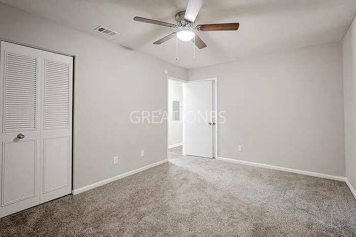 Building Photo - 6 Hitching Post Ct