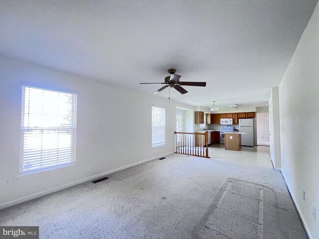 Building Photo - 17207 Sumac Ct