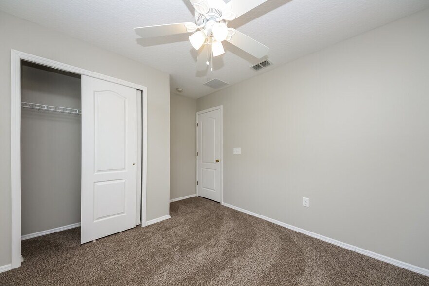 Building Photo - 11738 Silver Hill Dr