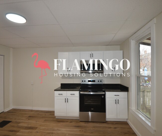 Building Photo - 130 Deeds Ave