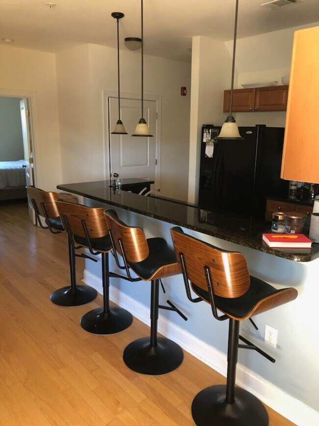 Building Photo - COMING SOON!!!! Riverfront Apartment in de...
