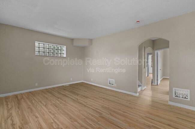 Building Photo - 7109 Eugene Ave