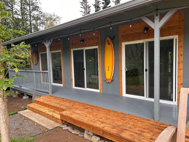 Building Photo - Brand New Luxury Furnished 3 bed 2 bath Ho...