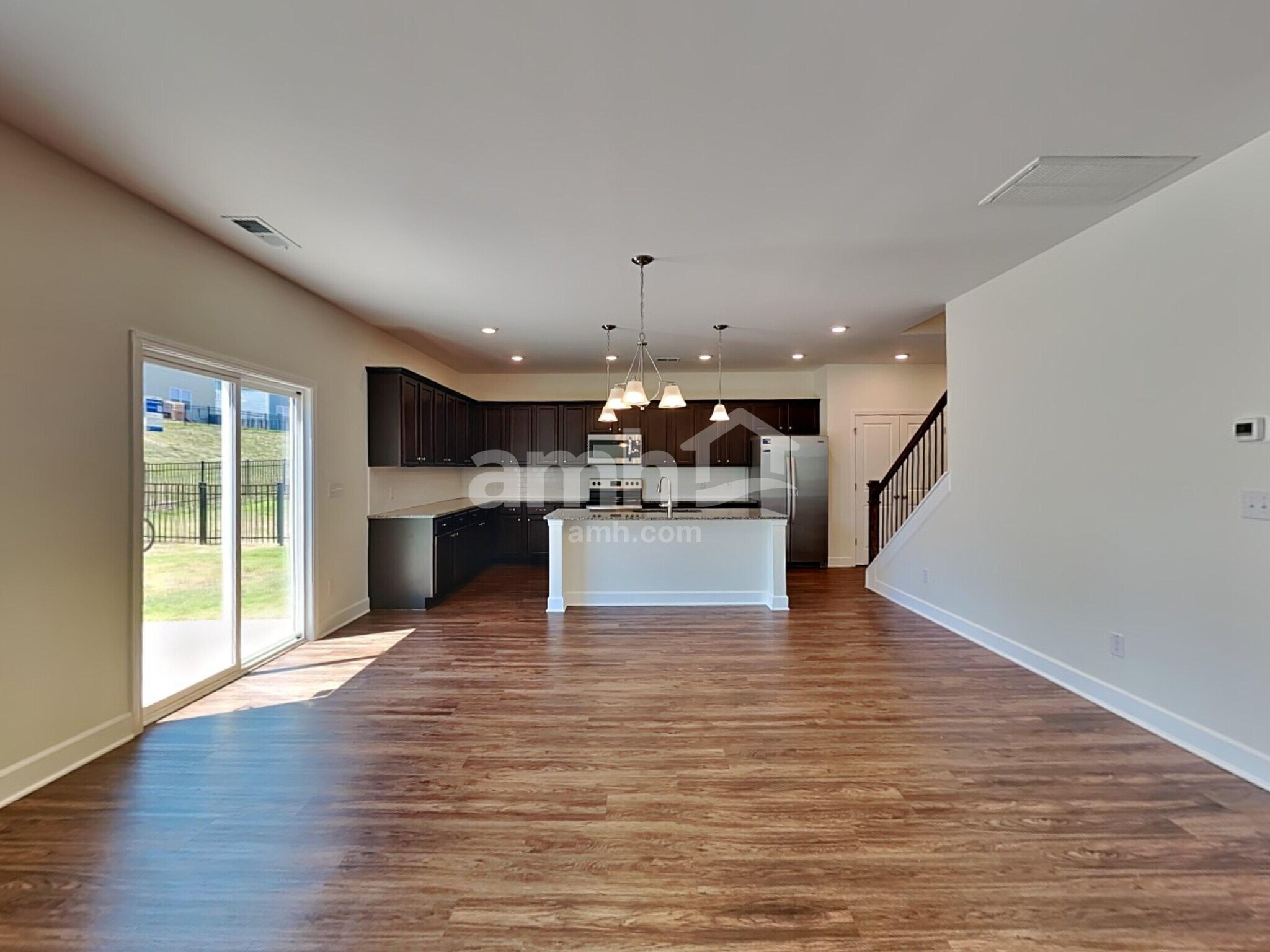 Building Photo - 5708 Lakemont Dr