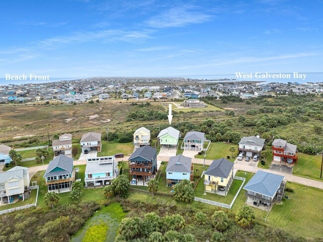 Building Photo - 4111 Isla Del Sol Dr